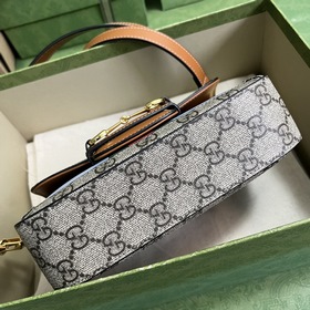 Мини-сумка Gucci Horsebit 1955 из серии Chinese New Year. В честь