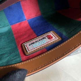 Мини-сумка Gucci Horsebit 1955 из серии Chinese New Year. В честь