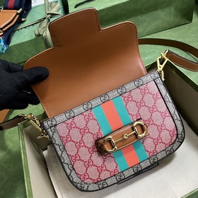 Мини-сумка Gucci Horsebit 1955 из серии Chinese New Year. В честь