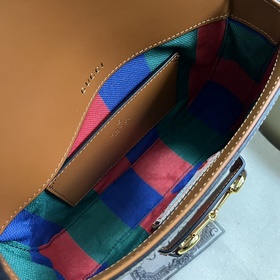 Мини-сумка Gucci Horsebit 1955 из серии Chinese New Year. В честь