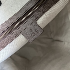 Скейтборд-рюкзак Gucci с принтом котят U54AT 8853. Рисунки чилийс