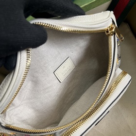 Поясная сумка Gucci с принтом животных FABOG 9742 Это произведени