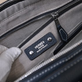 8842-1 Изготовлен из импортной натуральной кожи теленка, мягкий н