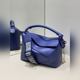 Однотонная глазурь Puzzle Geometric Bag уже в продаже! Эта серия 