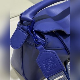 Однотонная глазурь Puzzle Geometric Bag уже в продаже! Эта серия 