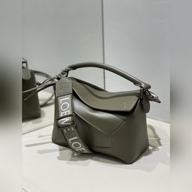 Однотонная глазурь Puzzle Geometric Bag уже в продаже! Эта серия 