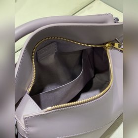 Однотонная глазурь Puzzle Geometric Bag уже в продаже! Эта серия 