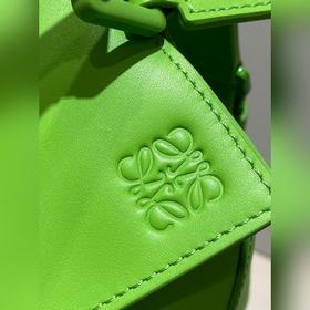 Однотонная глазурь Puzzle Geometric Bag уже в продаже! Эта серия 