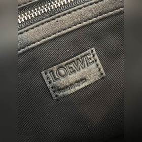 (Fine Flower) Buckle Horizontal Tote — это легкая и удобная сумка