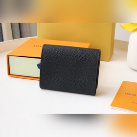 Этот изящный и элегантный визитница Enveloppe Carte de Visite из 