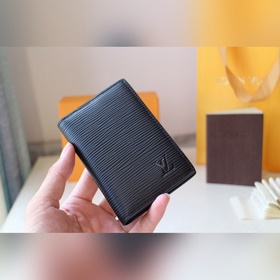 Классический дизайн Louis Vuitton для основных мужских аксессуаро