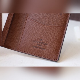 Классический дизайн Louis Vuitton для основных мужских аксессуаро