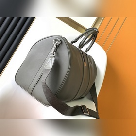 Высококачественная оригинальная сумка M21420 черного цвета и M215