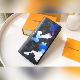 Костюмный чехол, вдохновленный уличным граффити, с классическим м