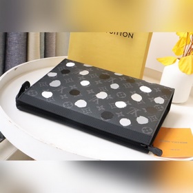 LV X YK POCHETTE VOYAGE сумочка! Эта сумка Pochette Voyage средн