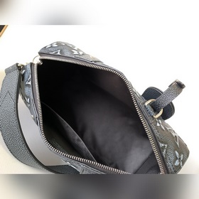 M21448 Черная сумка City Keepall из кожи с эффектом выцветания, у