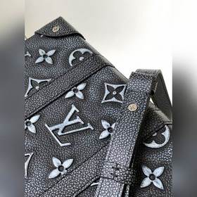 M81776 Сумка Mini Soft Trunk из кожи, имитирующей текстуру денима