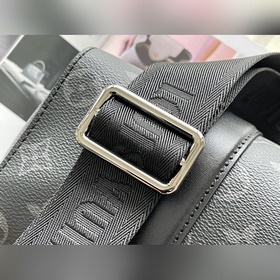 Высококачественная сумка Keepall M45936 в классическом стиле. Бок