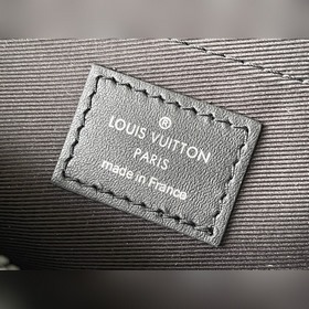 Высококачественная сумка Keepall M45936 в классическом стиле. Бок