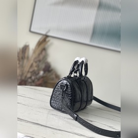 Высококачественная оригинальная сумка M80641 черного цвета с крок