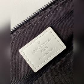 M21543 Эта сумка City Keepall из капсульной коллекции «Чемпионат 