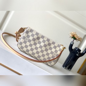 Высококачественный оригинальный продукт. Кожа M41207 белого цвета