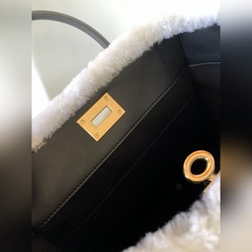 M58908 Высококачественная сумка On My Side из мелкозернистой теля