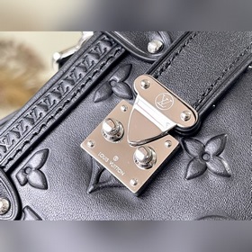 Высококачественная кожа M21709 Nicolas Ghesquière смягчает контур