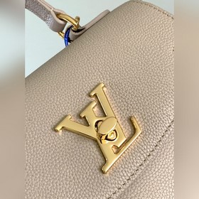 【Высококачественная кожа M21052, цвет «слоновая кость»】 В этом се