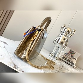 Высококачественная кожа N81215 с золотистым блеском и рельефным у