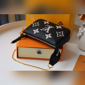 Мини-сумочка Pochette Accessoires из капсульной коллекции By The 