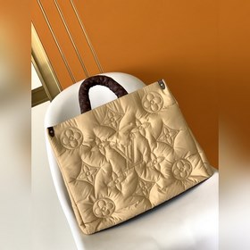 M59005 M59007 OnTheGO Большая сумка из переработанного нейлона Ec