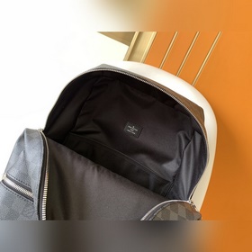 Высококачественная сумка-рюкзак Discovery из коллекции M45275 Bla