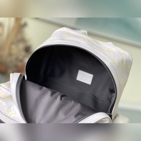 Высококачественная оригинальная серия рюкзаков M21826 из кожи. Эт