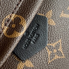 Высококачественный оригинальный продукт. Кожа для очков M44873 яв