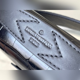 Высококачественная оригинальная сумка M84871 черного цвета с текс