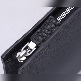 【В комплекте с оригинальной коробкой】 Кожаная сумка PRADA, новейш