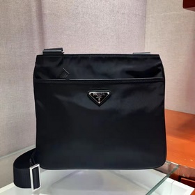 Официальный сайт синхронизирован... Новая версия Prada 2VH053 пос