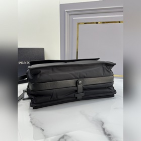 Новинка от Hobo： совместная коллекция invite, 2 в 1, 1BC208 Очень