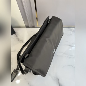 Новинка от Hobo： совместная коллекция invite, 2 в 1, 1BC208 Очень