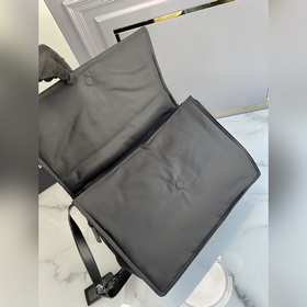 Новинка от Hobo： совместная коллекция invite, 2 в 1, 1BC208 Очень