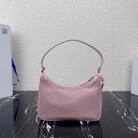 【Высококачественный оригинал】 Новейшая модная сумка Prada с плече