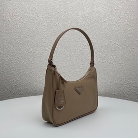 【Высококачественный оригинал】 Новейшая модная сумка Prada с плече