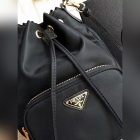Классическая модель 1BH038 уже в наличии. Изготовлена из импортно