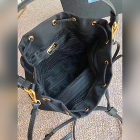 Классическая модель 1BH038 уже в наличии. Изготовлена из импортно
