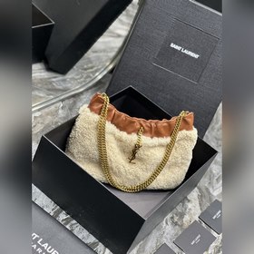 Размер： 24x14x4 см Длина плечевого ремня： 70 см