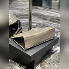 Модель： 577999 Размеры： 33x27x11,5 см
