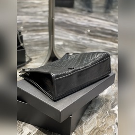 Модель： 577999 Размеры： 33x27x11,5 см