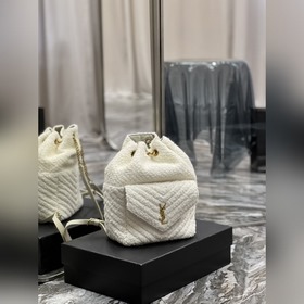 Размеры： 22 × 29 × 15 см Модель： 672609 Шерстяной