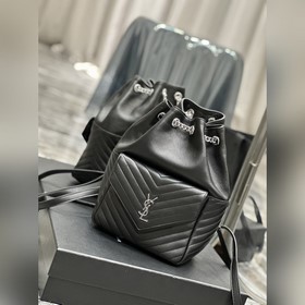 Размеры： 22 × 29 × 15 см Модель： 672609